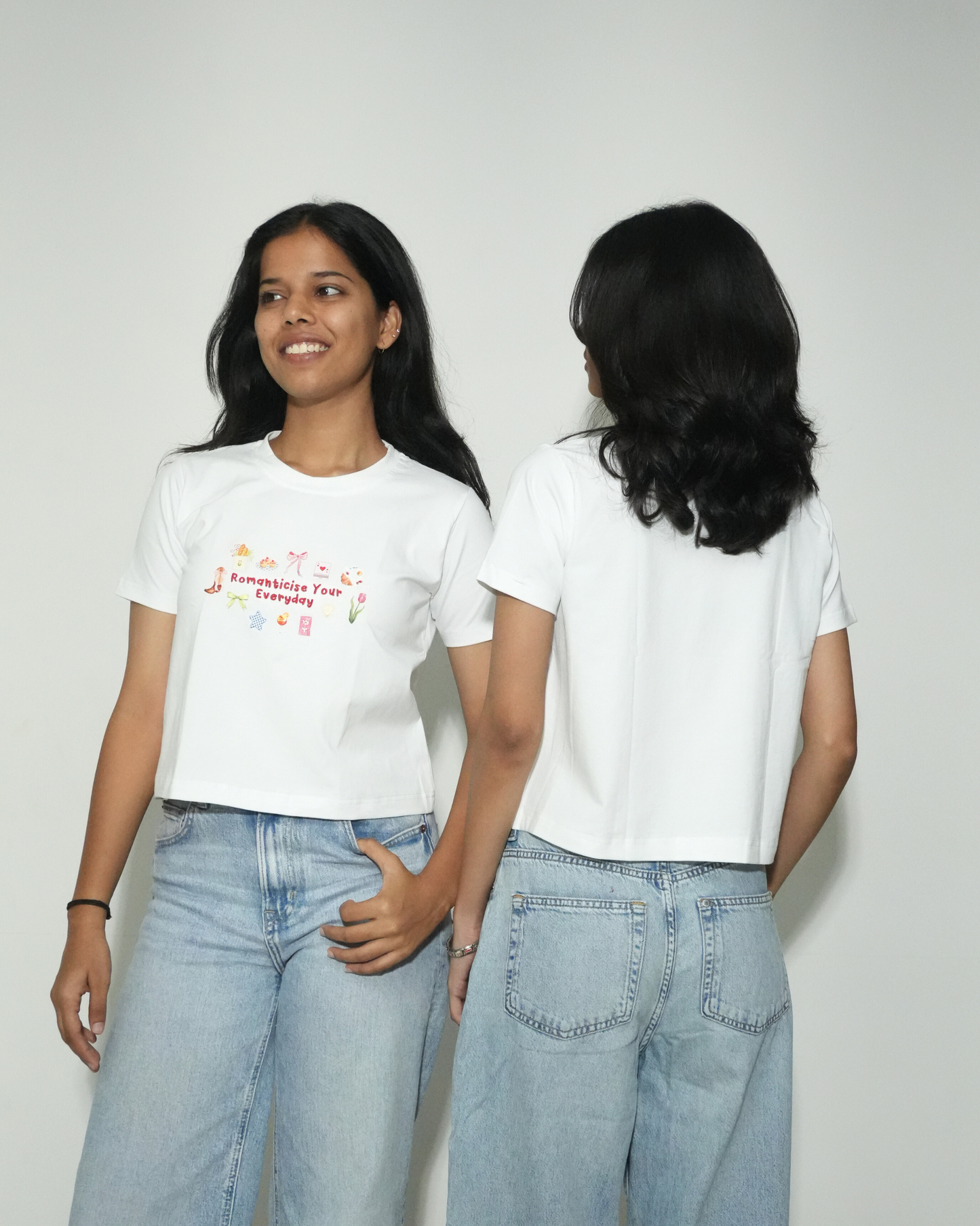 Romanticise crop tee